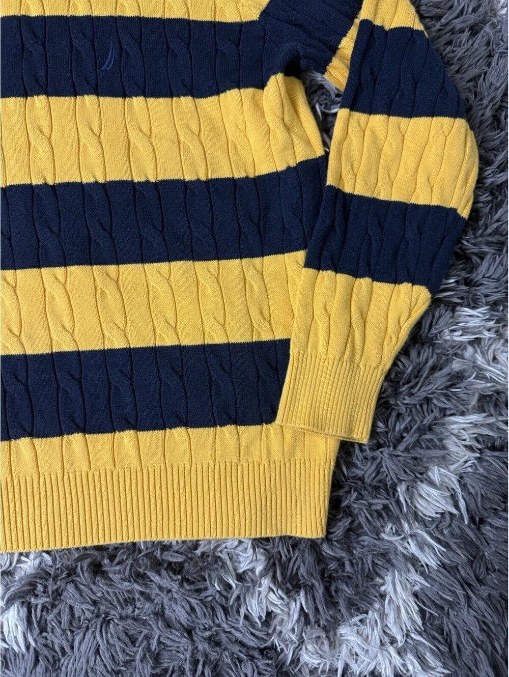 Nautica Men Medium Cable Knit Sweater Yellow Blue Striped Medium Crewneck